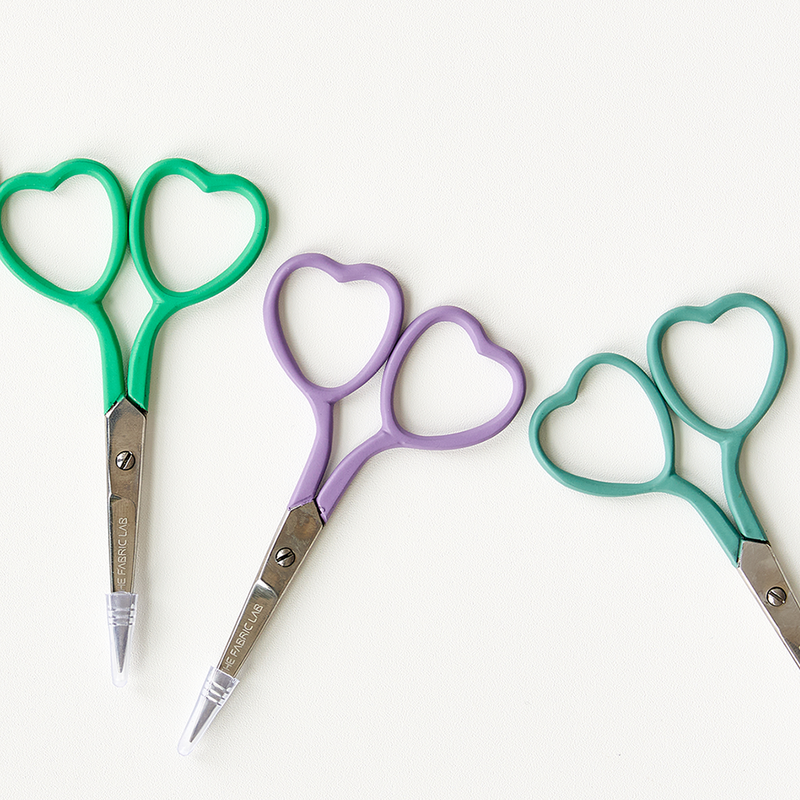 HEART EMBROIDERY SCISSORS