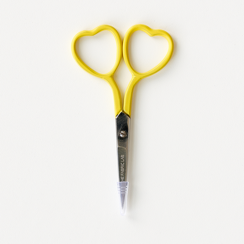 HEART EMBROIDERY SCISSORS