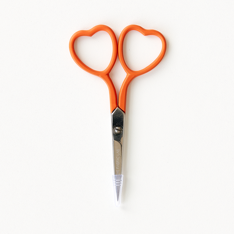 HEART EMBROIDERY SCISSORS
