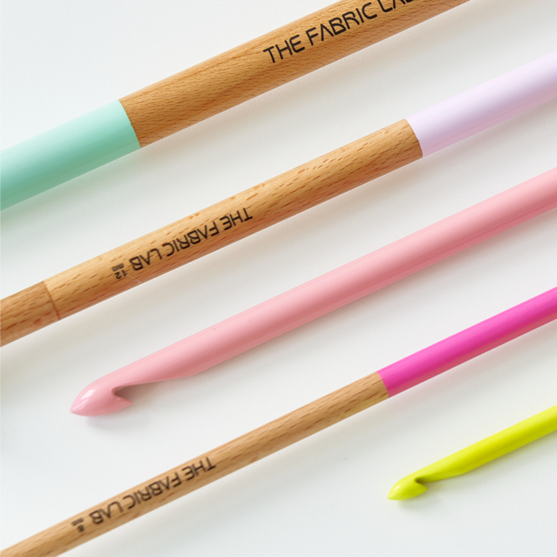 COLOR WOOD AFGHAN CROCHET HOOKS 30CM