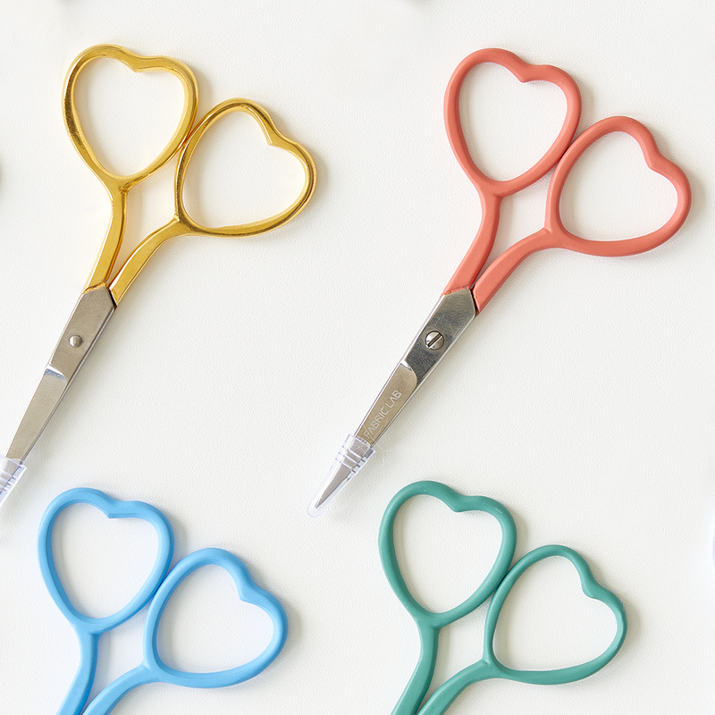 HEART EMBROIDERY SCISSORS
