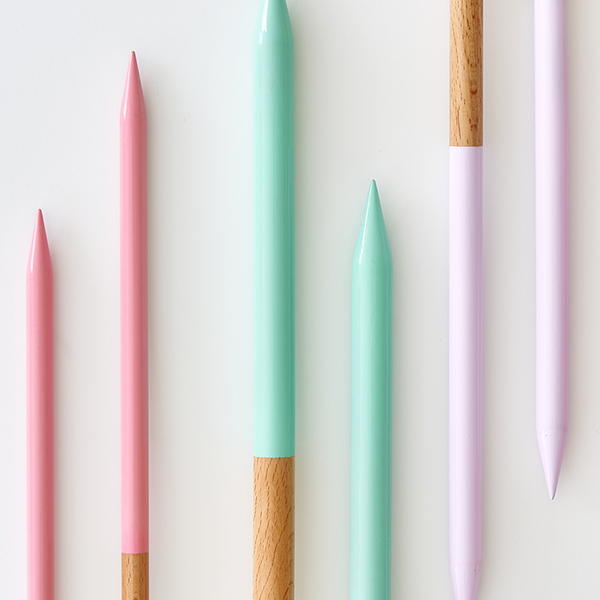 COLOR WOOD JUMBO KNITTING NEEDLES 35CM